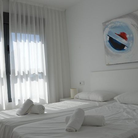 D'Oboe Marlovi Apt With Pool Бенидорм Екстериор снимка
