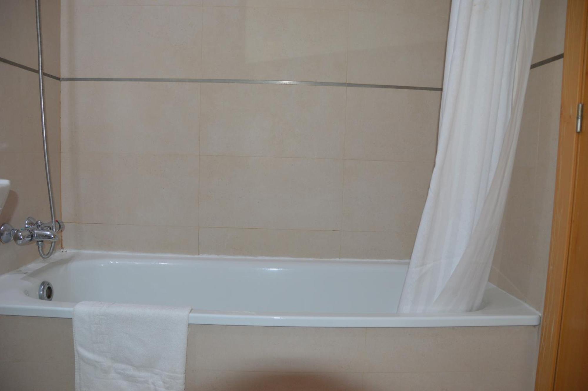 D'Oboe Marlovi Apt With Pool Бенидорм Екстериор снимка