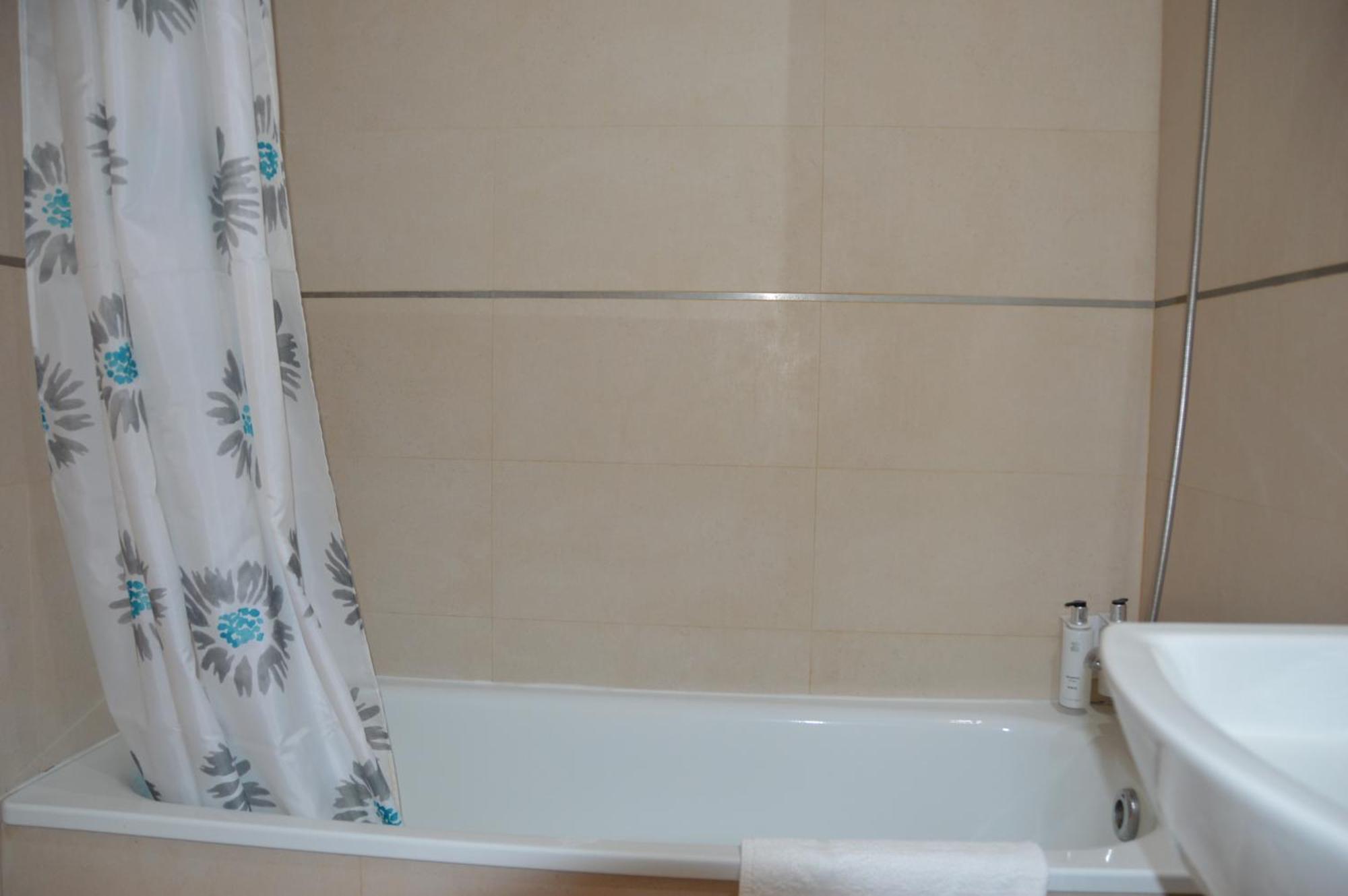 D'Oboe Marlovi Apt With Pool Бенидорм Екстериор снимка