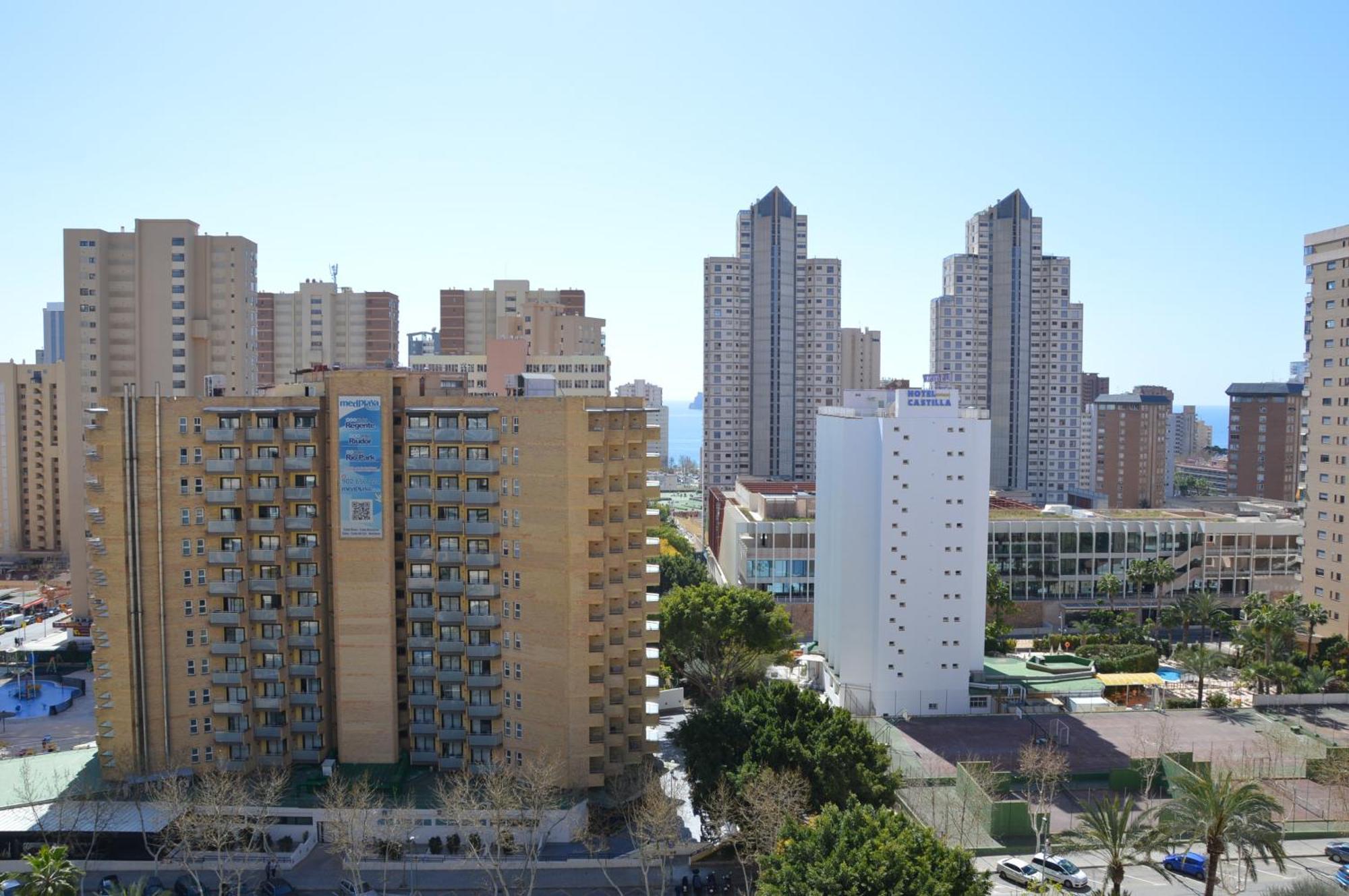D'Oboe Marlovi Apt With Pool Бенидорм Екстериор снимка
