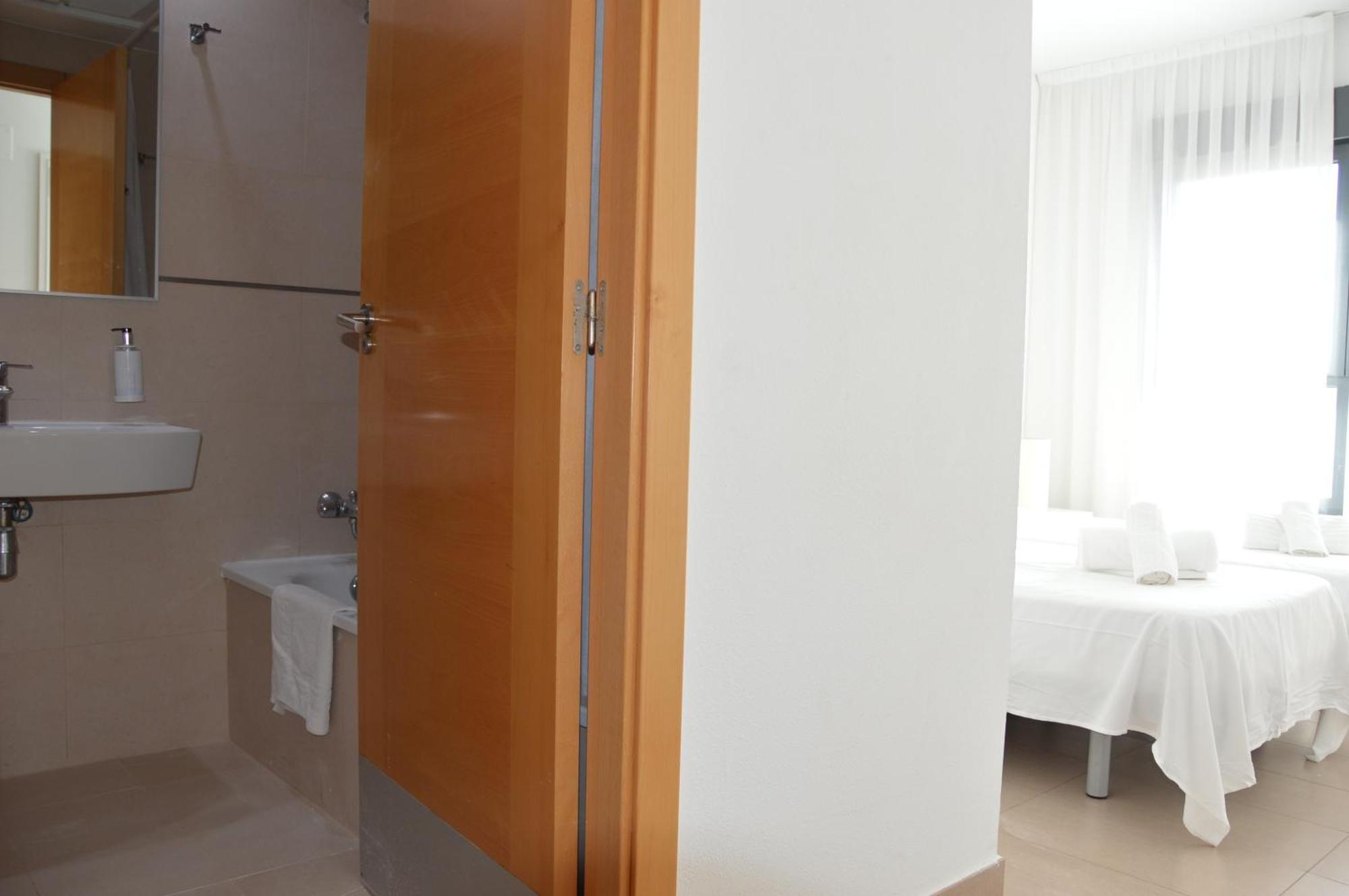 D'Oboe Marlovi Apt With Pool Бенидорм Екстериор снимка