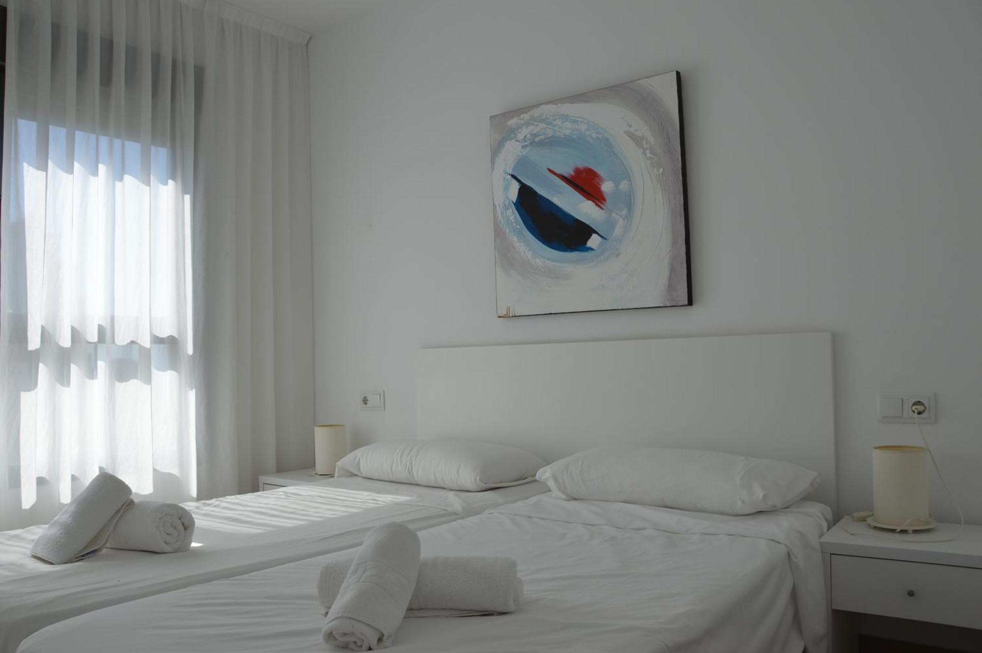 D'Oboe Marlovi Apt With Pool Бенидорм Екстериор снимка