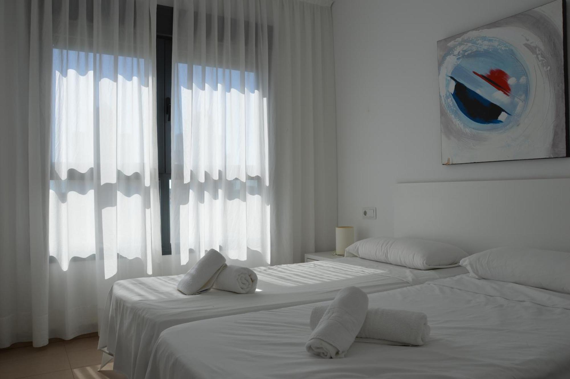 D'Oboe Marlovi Apt With Pool Бенидорм Екстериор снимка
